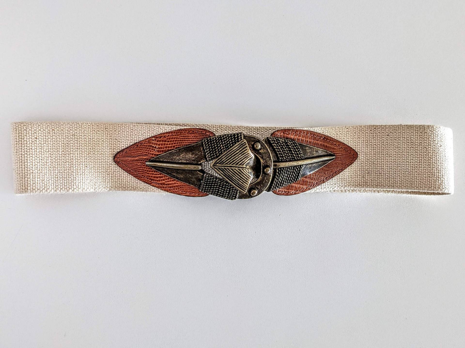 Omega Speerkopf Ledergürtel Omega Speerkopf Ledergürtel von RedFernVintageCo