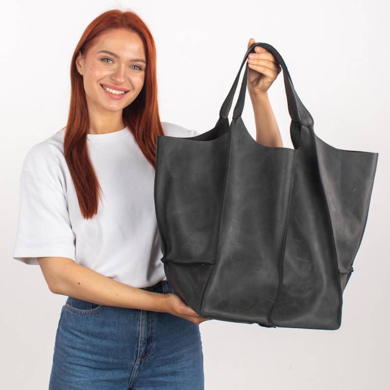 Handgefertigte Graue Oversized Hobo Bag Aus Leder Everyday Tote von RedFoxNose