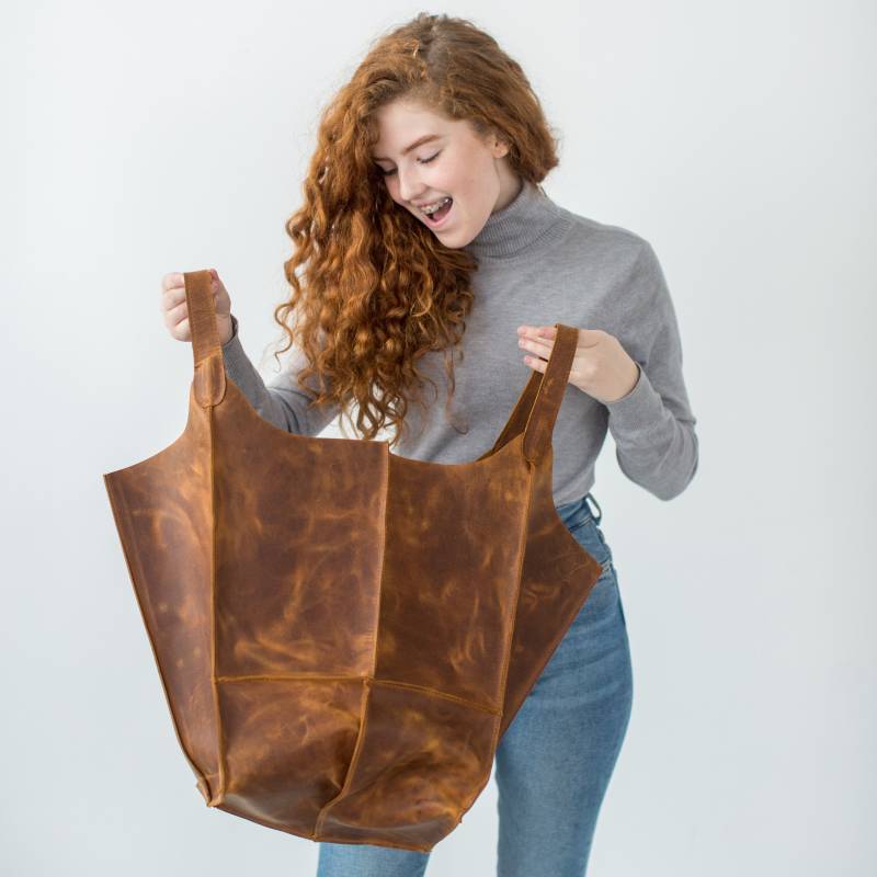 Handgefertigte Leder Hobo Bag Weiche Schultertasche Aus Rindsleder - Groß Oder Klein von RedFoxNose