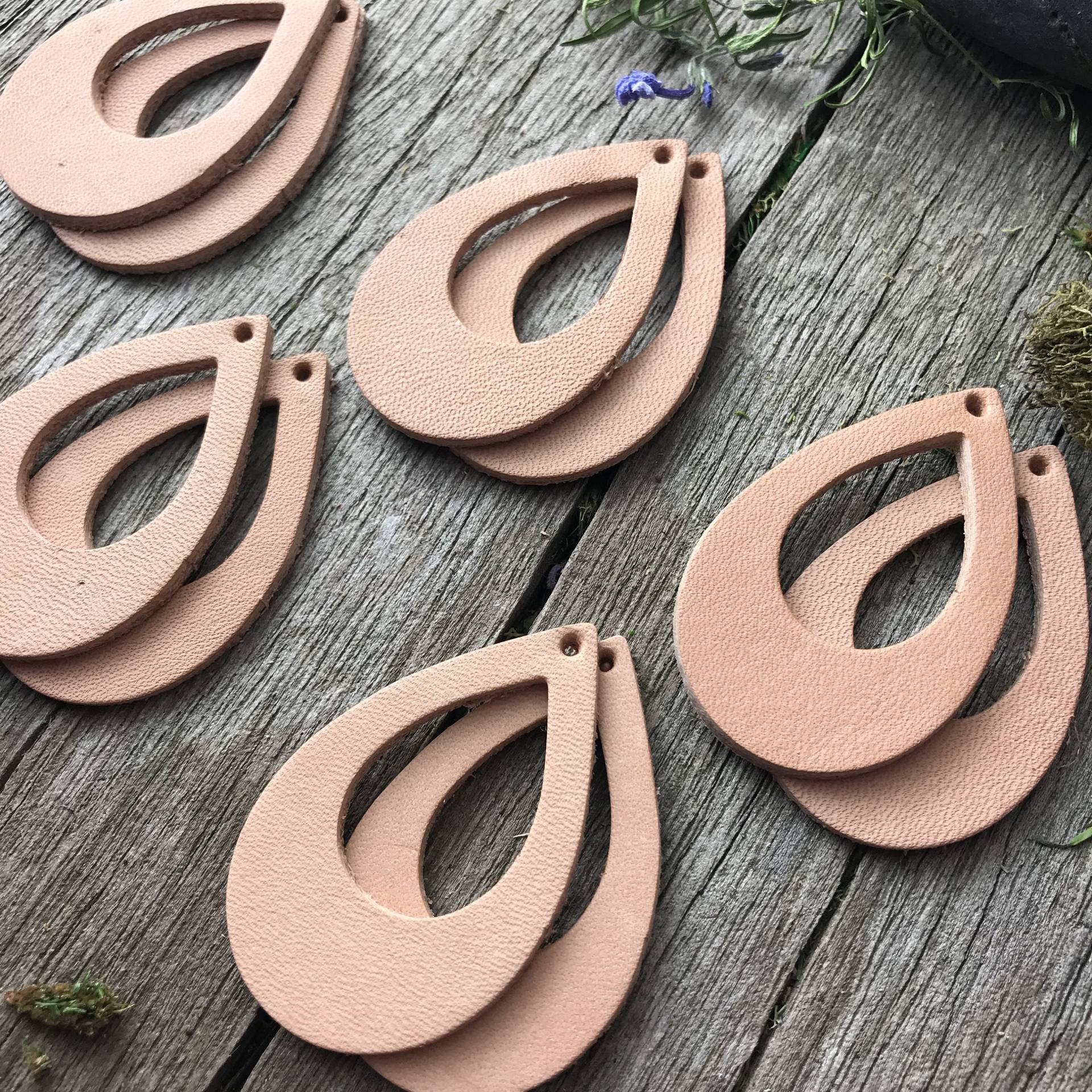 Diy Leder Handarbeit, Offene Tropfen Werkzeug Ohrring Rohlinge, 12 Stück Diy Leder Handarbeit, Offene Tropfen Werkzeug Ohrring Rohlinge, 12 Stück von RedPonyLeatherGoods