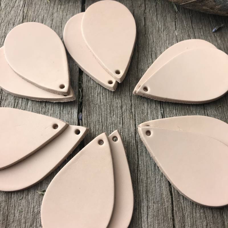 Leder Ohrring Rohlinge 12 Stück, Große Größe Solide Tropfenform von RedPonyLeatherGoods