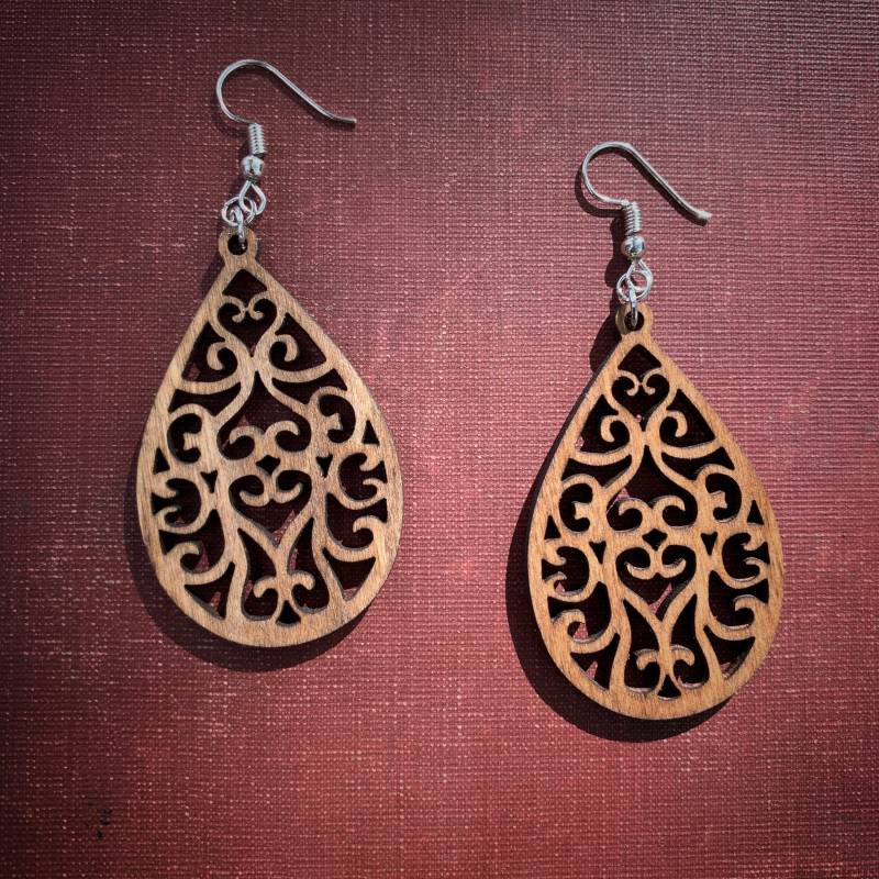 Kleine Boho Ohrringe Aus Birkenholz Kleine Boho Ohrringe Aus Birkenholz von RedShedDesignsShop