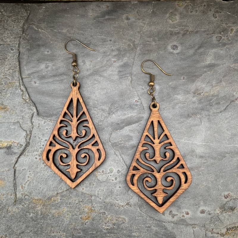 Lange Diamant Birchwood Ohrringe, Natürliche Laser Cut Holz Boho Style Lange Diamant Birchwood Ohrringe, Natürliche Laser Cut Holz Boho Style von RedShedDesignsShop