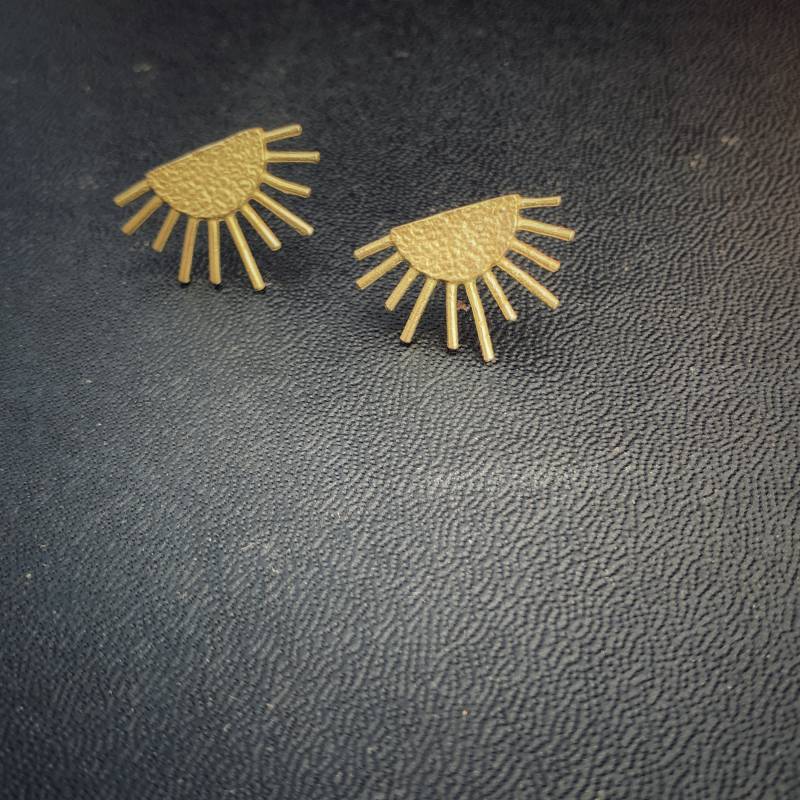 Sunburst Messing Boho Ohrstecker, Minimalist - Metal Kollektion Sun Ray Sunburst Messing Boho Ohrstecker, Minimalist - Metal Kollektion Sun Ray von RedShedDesignsShop