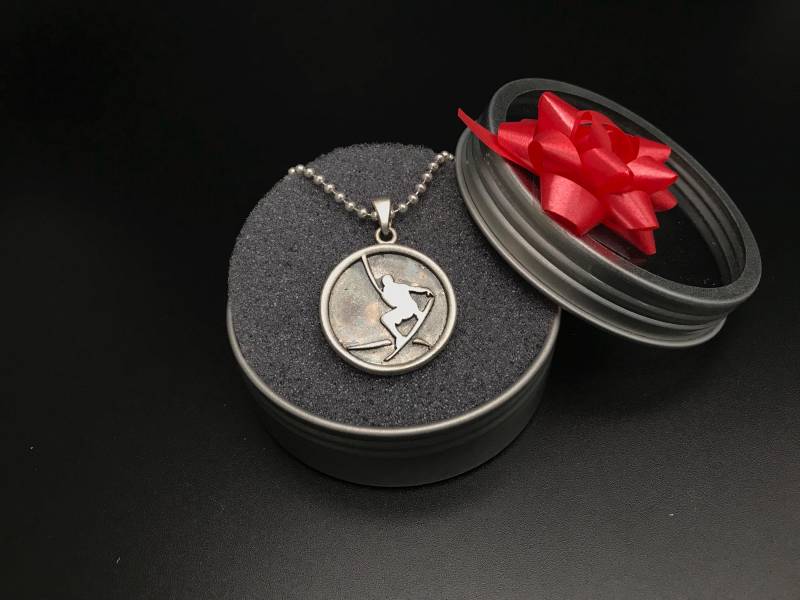 Wakeboard Medaillon in Silber 925 von RedSilverWaves