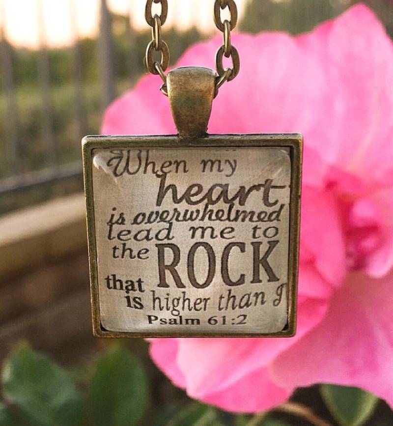 Bibel Vers Anhänger Halskette "Wenn Mein Herz Überlastet Wird Mich Führen Zu Dem Felsen, Der Höher Ist Als I. Psalm 612" von RedeemedJewelry