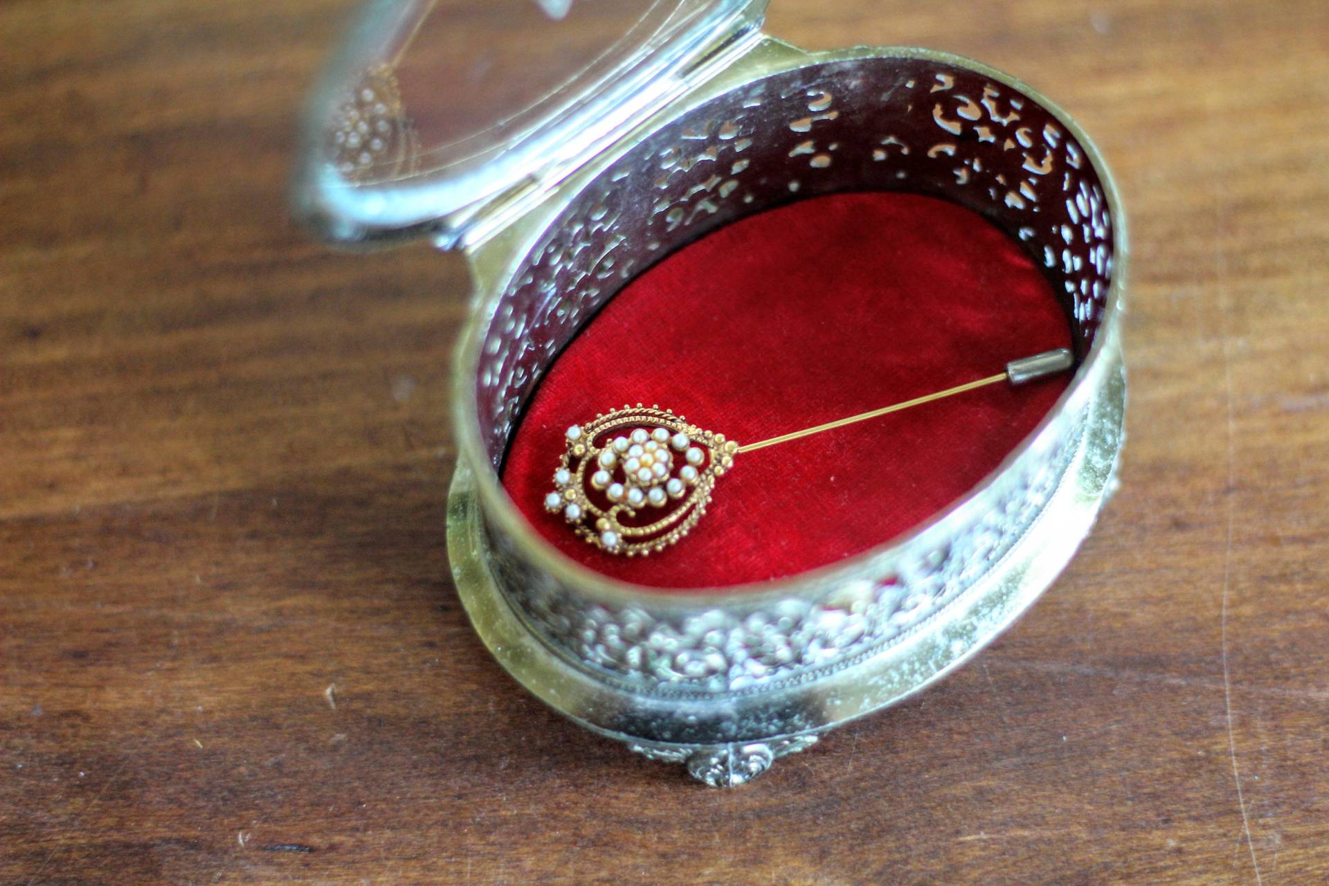 Vintage Perlen Anstecknadel Vintage Perlen Anstecknadel von RediscoveredRoots
