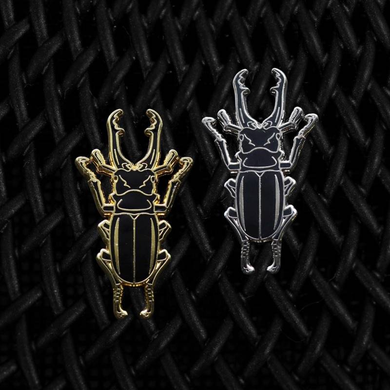 Hirsch Käfer Hard Emaille Pin, Insekten Accessoires, Entomologie Geschenke, Bug Pins von Redscaledesigns