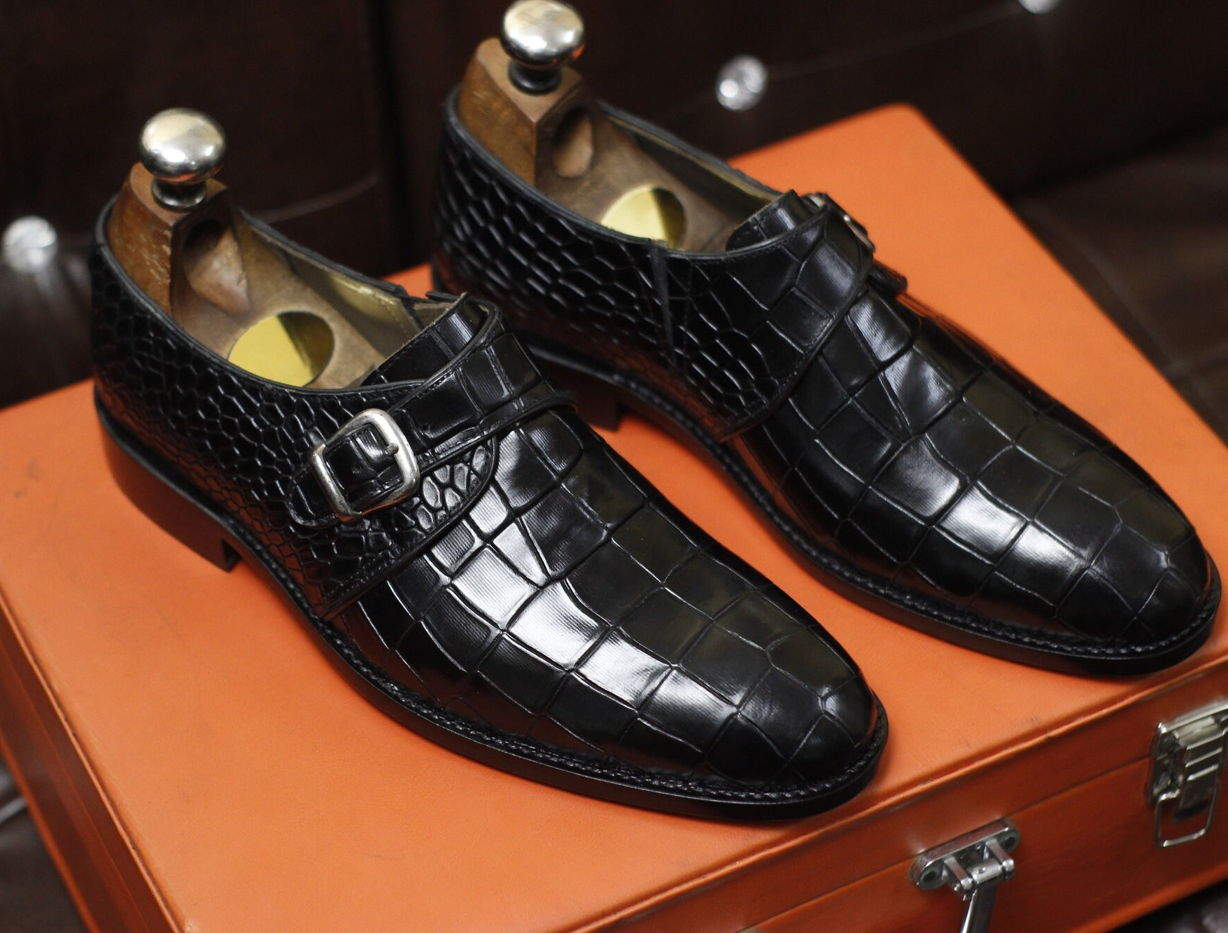 Neue Herren Handgemachte Formale Schuhe Schwarz Krokodil Strukturiertes Leder Single Monk Stylish Schnalle Strap Dress & Formal Wear von RedsunGB