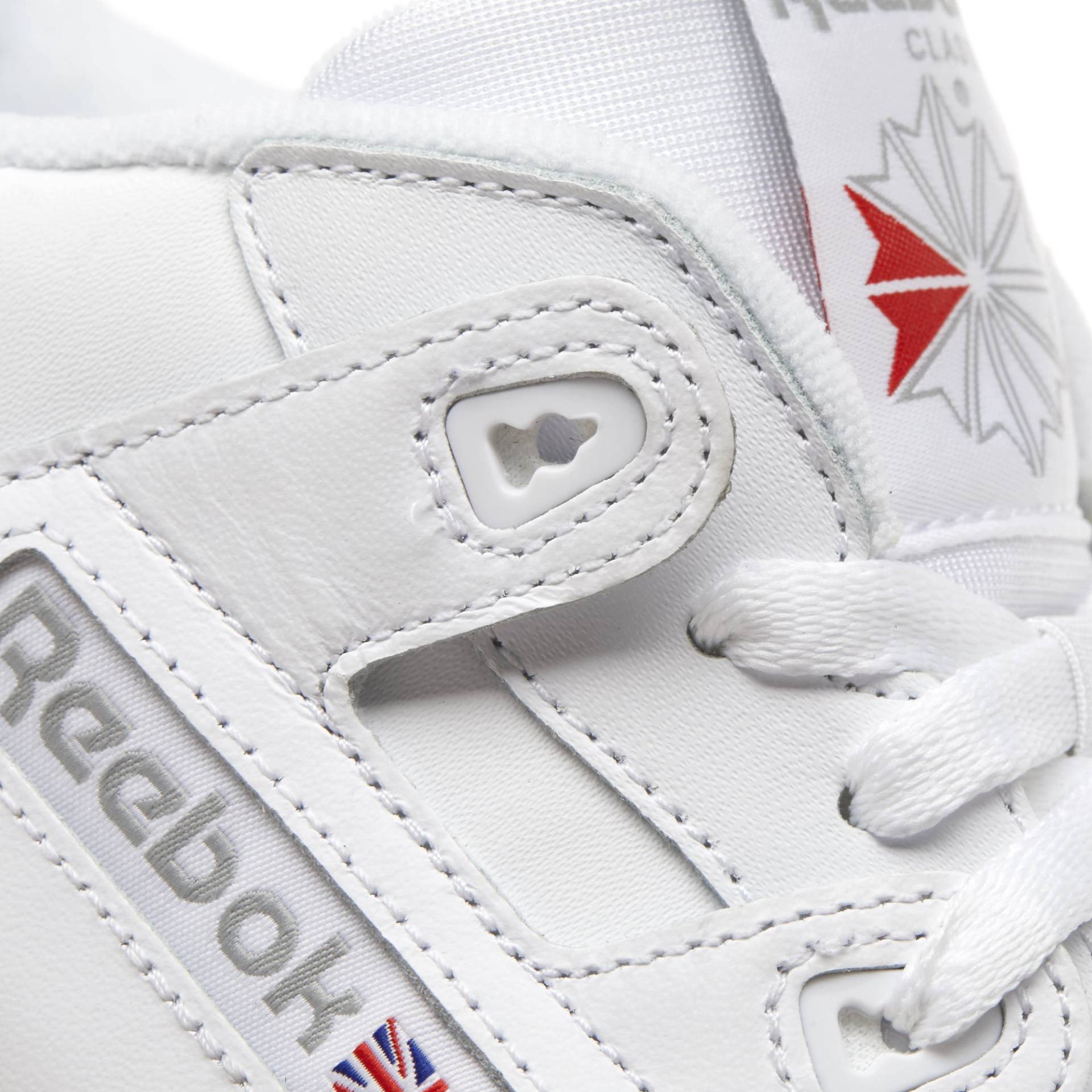 Sneaker von Reebok