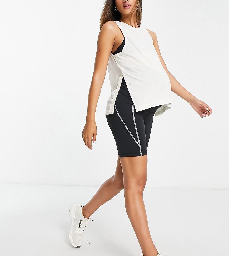 Reebok Training Maternity - Lux 2.0 - Legging-Shorts in Schwarz von Reebok