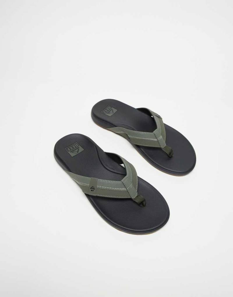 Reef - Cushion Phantom 2.0 - Zehenstegsandalen in Khaki-Grün von Reef