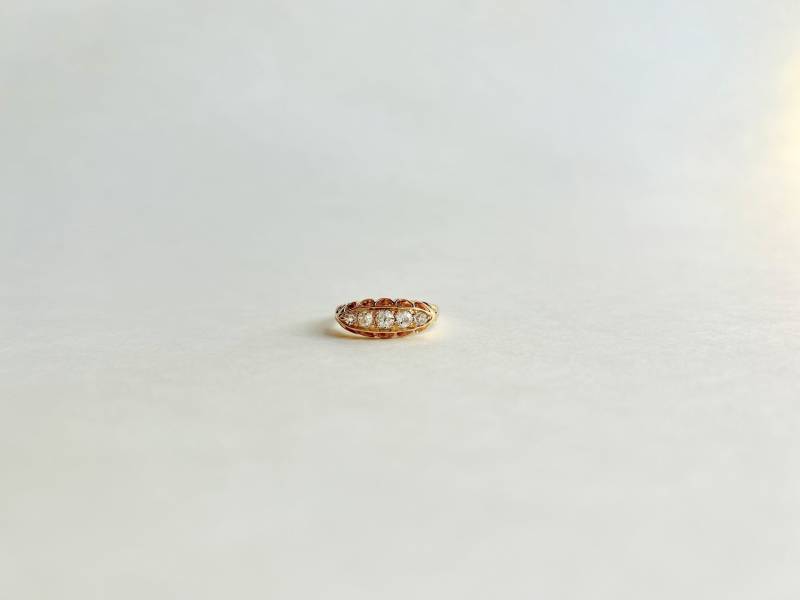 Antiker Edwardian 18K Diamant Boot Ring von ReferenceVintage