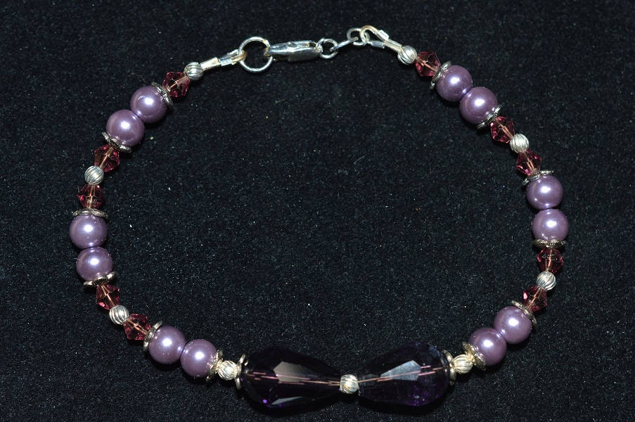 Bezauberndes Lila Glasperlen & Kristall Tropfen Armband | 1017019 - Versandkostenfrei W1-1-17 Bezauberndes Lila Glasperlen & Kristall Tropfen Armband | 1017019 - Versandkostenfrei W1-1-17 von ReflectionsOtherSide