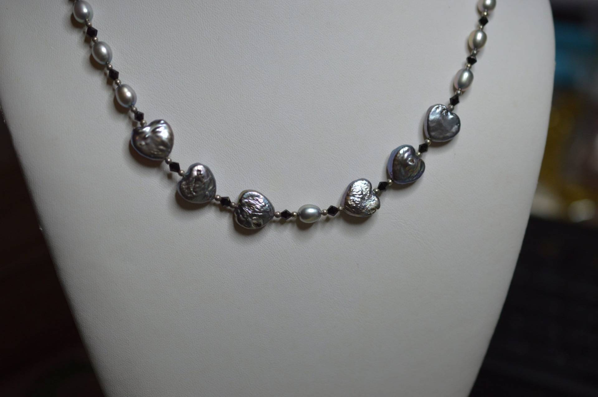 Echte Silber Süßwasser Perle Herz Geformt Und Swarovski Kristall Halskette | 1055031 N1-2-05 Echte Silber Süßwasser Perle Herz Geformt Und Swarovski Kristall Halskette | 1055031 N1-2-05 von ReflectionsOtherSide