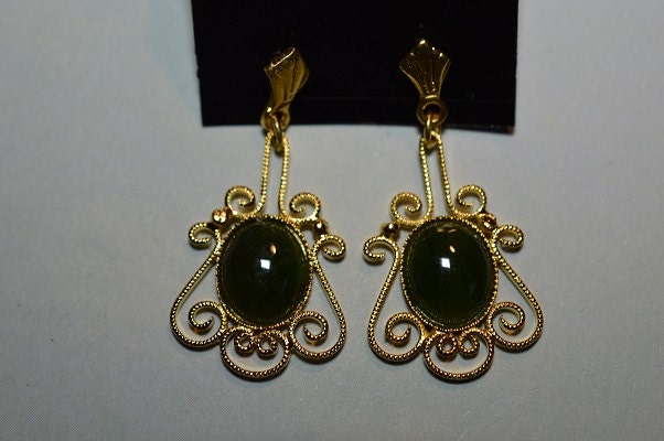 Vintage, Elegante Echte Jade Filligree Ohrringe | 1017268 Vintage, Elegante Echte Jade Filligree Ohrringe | 1017268 von ReflectionsOtherSide