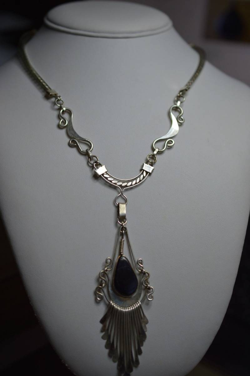 sterling Silber Und Schwarz Onyx Halskette | 1055028 N1-2-02 von ReflectionsOtherSide