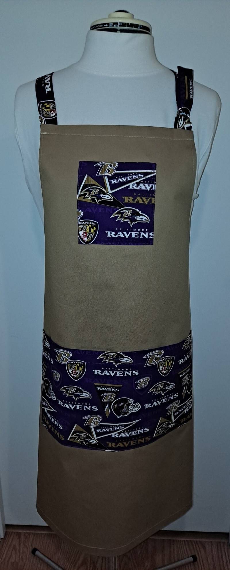 Baltimore Ravens Fußball Schürze Baltimore Ravens Fußball Schürze von RegalRemnants