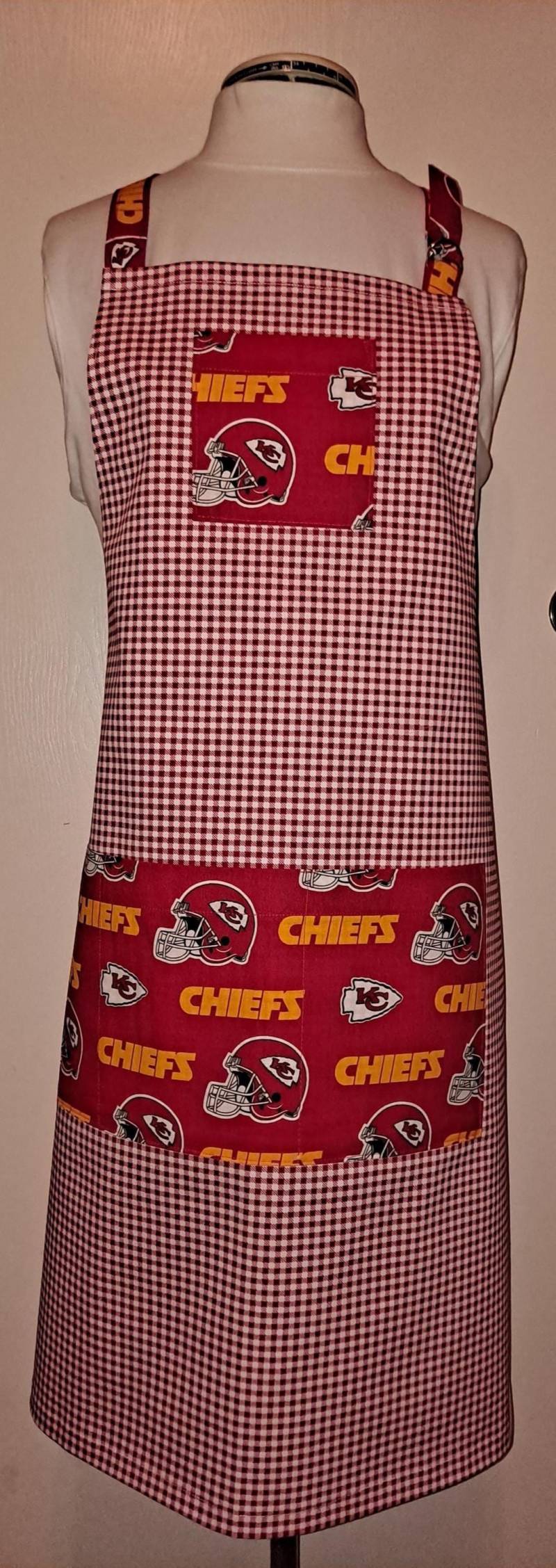 Kansas City Chiefs Fußball Schürze Kansas City Chiefs Fußball Schürze von RegalRemnants