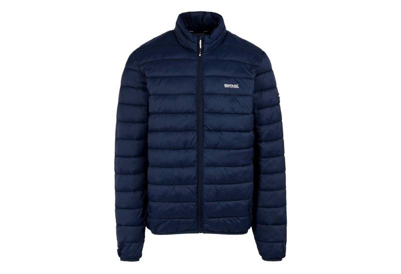 Regatta Outdoorjacke Marizion mit Markenschriftzug auf der Vorderseite von Regatta