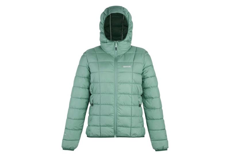 Regatta Steppjacke Asper mit Markenschriftzug auf der Vorderseite von Regatta