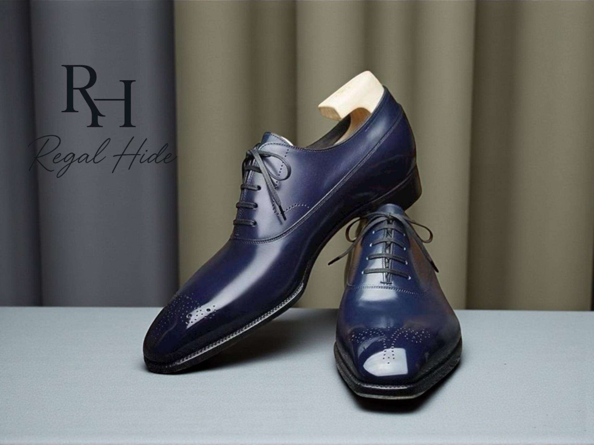 Handgefertigte Blaue Leder Oxford Brogue Schuhe | Herren Kleid von RegelHide