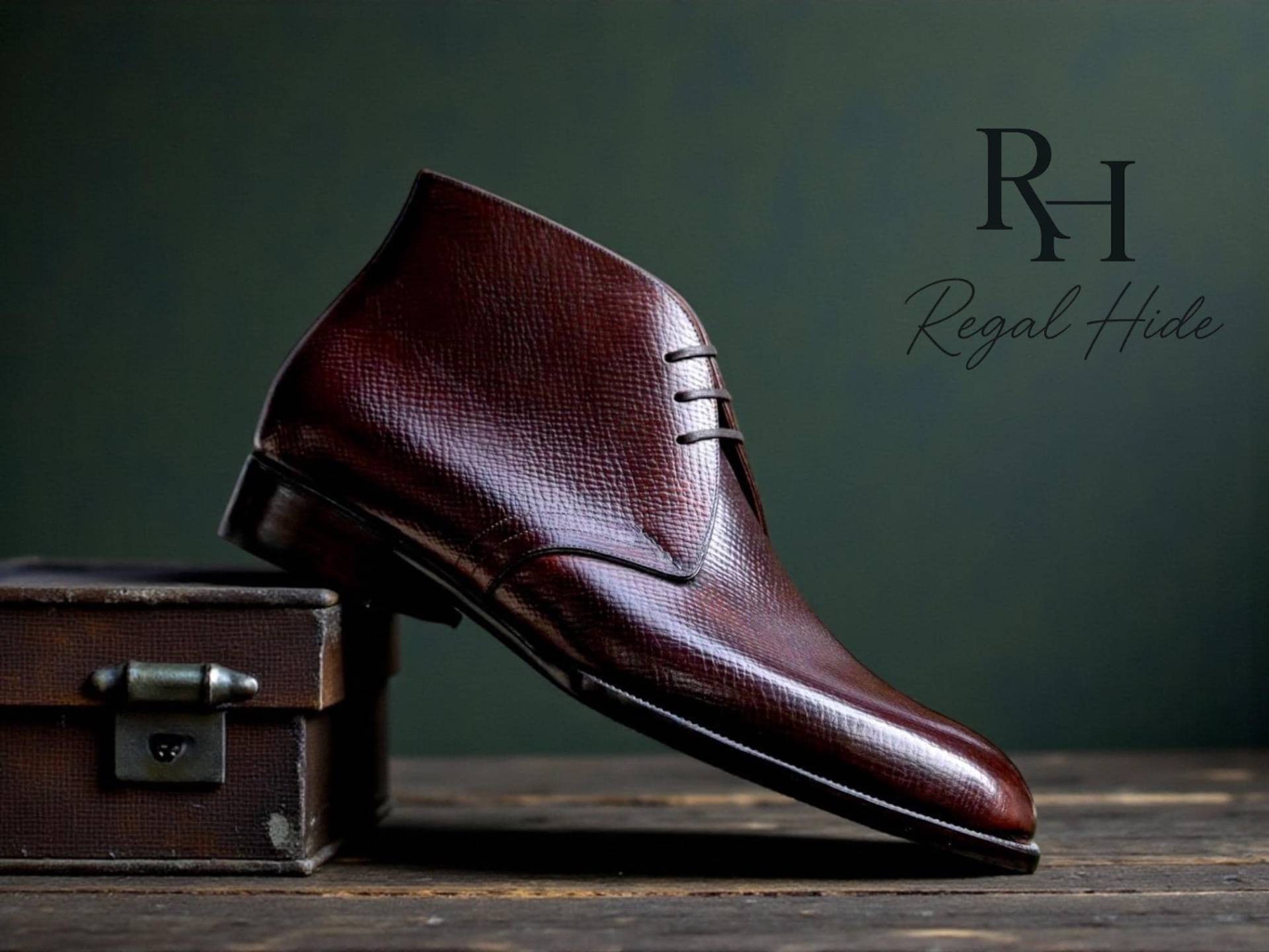 Handgefertigte Chukka-Stiefel Aus Echtem Strukturiertem Leder Vintage Style Herrenschuhe von RegelHide