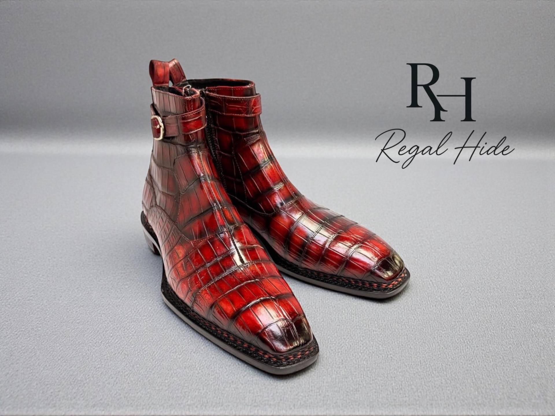 Handgefertigte Luxus-Texturierte Lederstiefel Mit Schnalle | Vintage Style Herrenschuhe von RegelHide