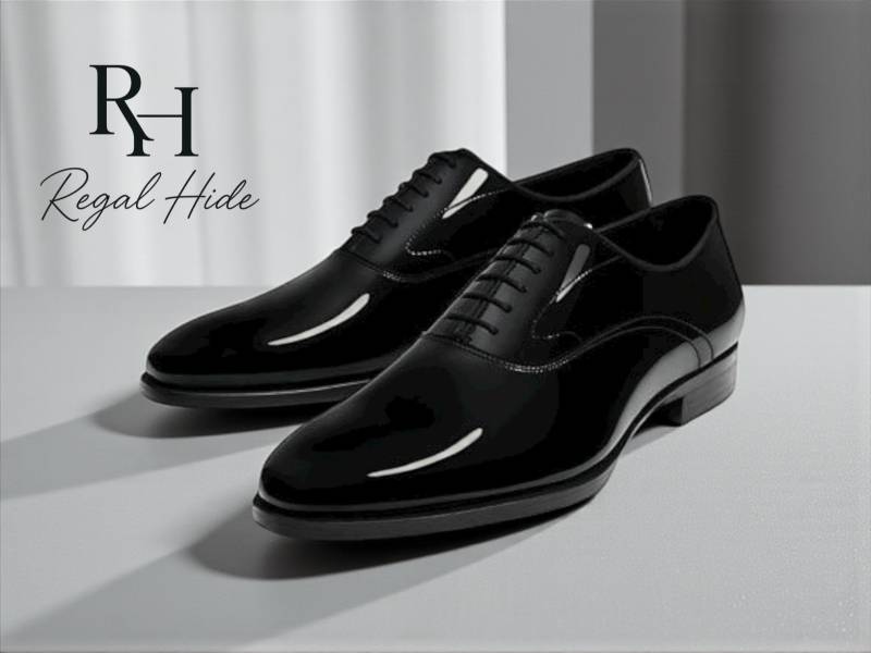 Handgefertigte Schwarze Lack Oxford Schuhe | Herren von RegelHide
