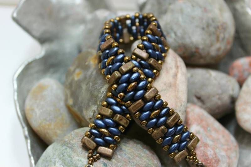 Czechmate Ziegel Und Samen Armreif; Bead Weben; Blaues Armband; Band-Armband; Fliesen Manschette Perle Armband Rc121 Czechmate Ziegel Und Samen Armreif; Bead Weben; Blaues Armband; Band-Armband; Fliesen Manschette Perle Armband Rc121 von ReggiesCreations