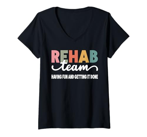 Damen Reha-Team Krankenschwester für Rehabilitation Physiotherapie PT DPT T-Shirt mit V-Ausschnitt Damen Reha-Team Krankenschwester für Rehabilitation Physiotherapie PT DPT T-Shirt mit V-Ausschnitt von Rehab Squad Rehab Tech Crew Rehabilitation Team