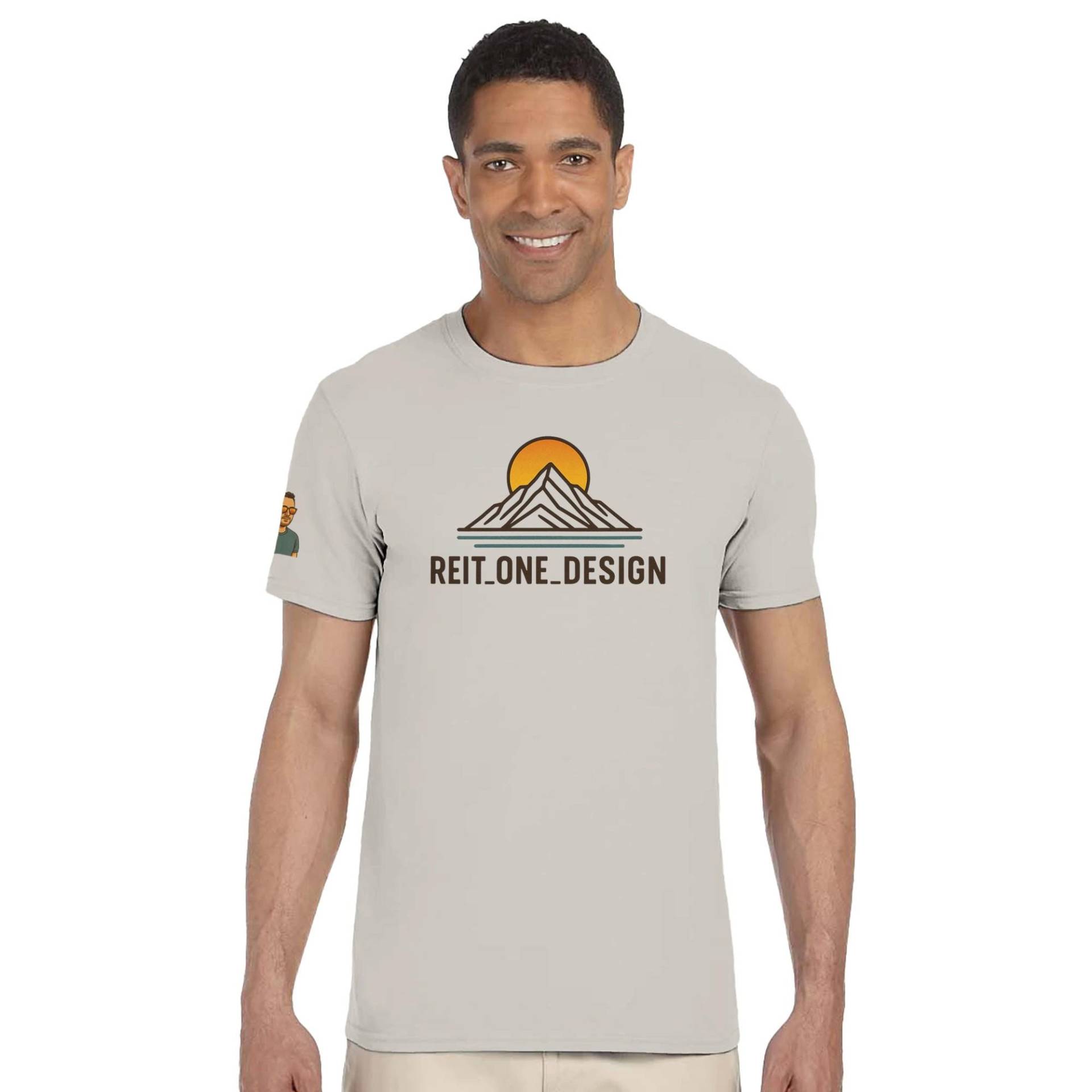 Reit_One_Design First Limited Edition. Classic Unisex Crewneck T-Shirt | Gildan® 64000 von ReitOneDesign