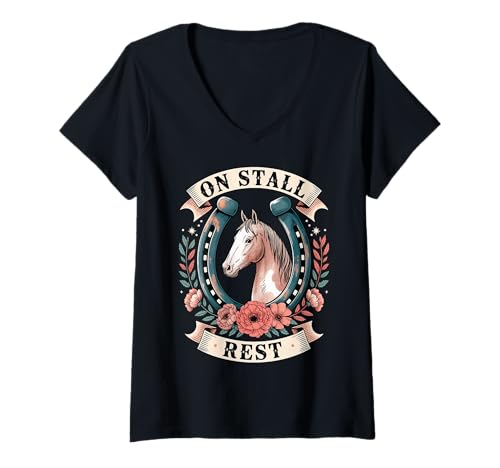 Damen On Stall Rest T-Shirt mit V-Ausschnitt Damen On Stall Rest T-Shirt mit V-Ausschnitt von Reiten Reitsport Pferdetrainer Jockey