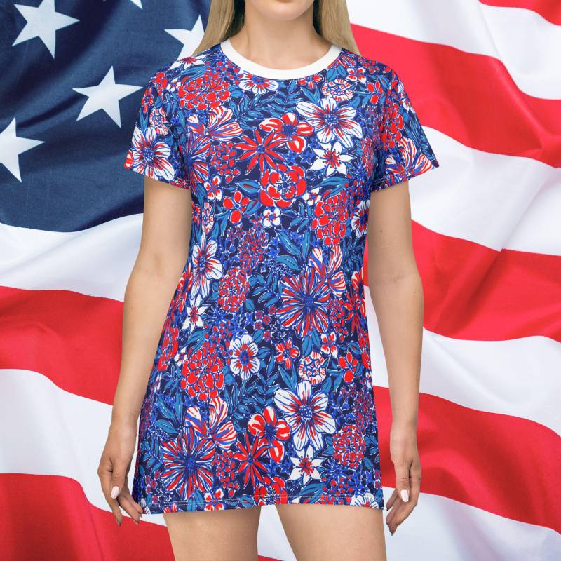 Liberty Garden T-Shirt Dress, Usa, Usa Florida, Patriotic 4Th Of July Labor Day, Summer All Over Print von RelleFromTheBlog