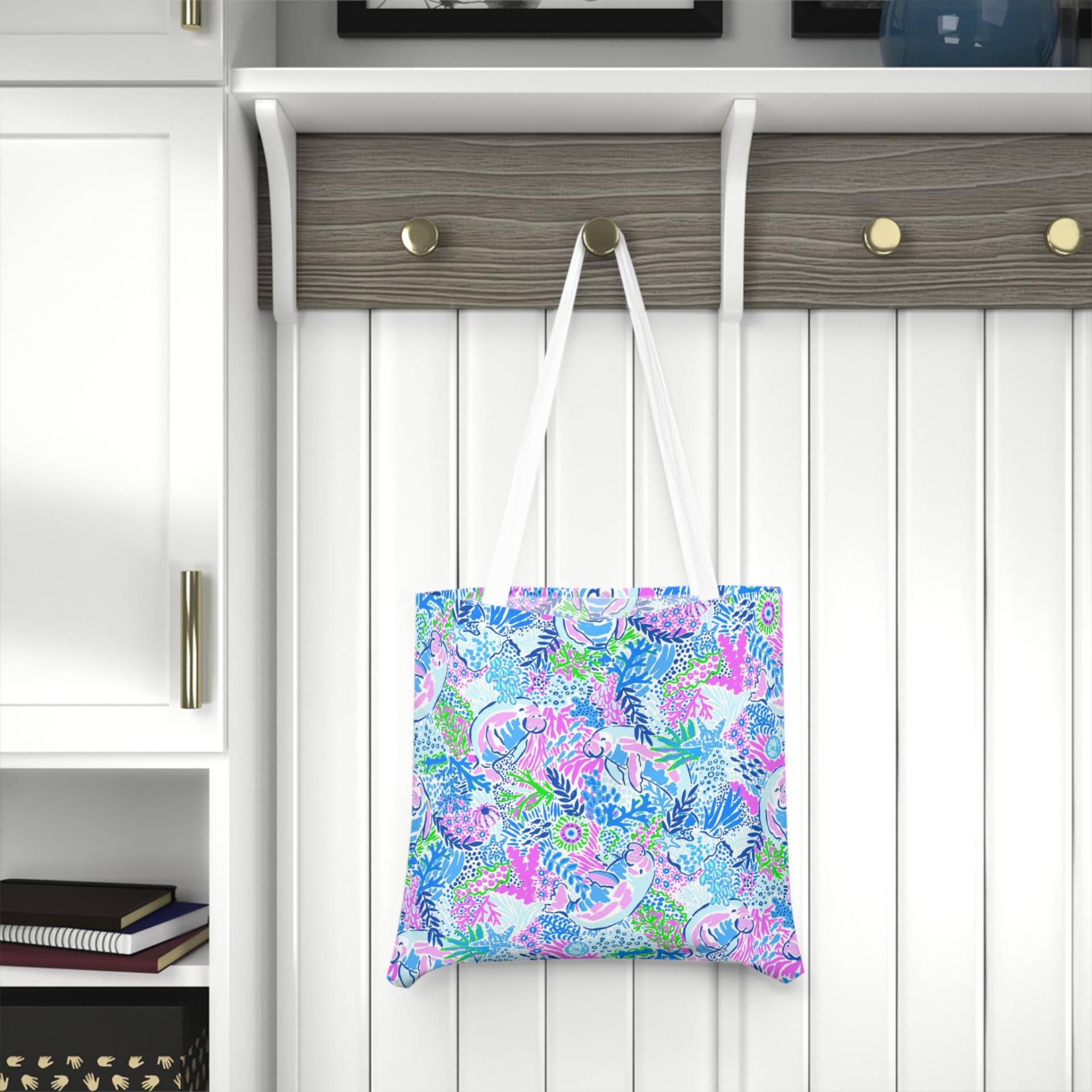 Manatee Paradise Tote Bag, Cotton Canvas Beach Casual Gift Florida Usa Flag Patriotic Pride von RelleFromTheBlog