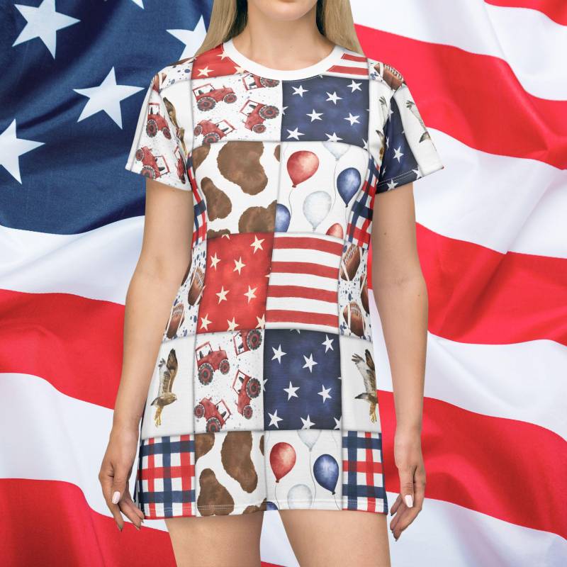 Patriot Patchwork T-Shirt Dress, Usa, Usa Florida, Patriotic 4Th Of July Labor Day, Summer All Over Print von RelleFromTheBlog
