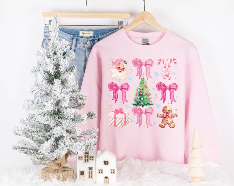 Pink Christmas Sweatshirt, Sweater, Shirt, Xmas, Gift, Christmas, Gifts von RelleFromTheBlog