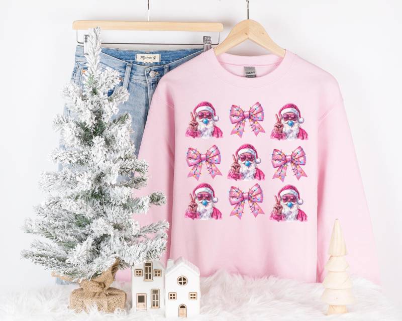 Pink Christmas Sweatshirt, Sweater, Shirt, Xmas, Gift, Christmas, Gifts von RelleFromTheBlog