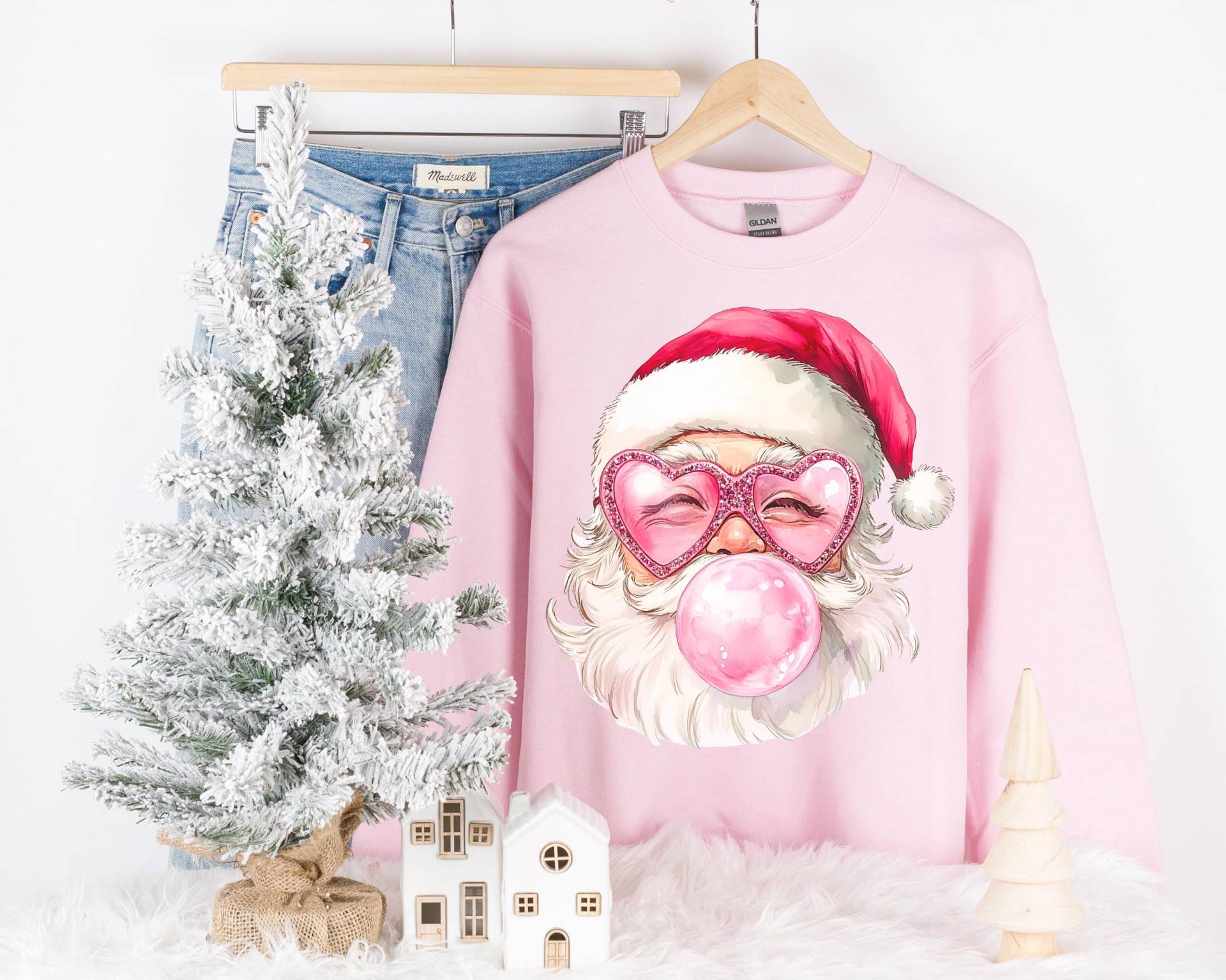 Pink Christmas Sweatshirt, Sweater, Shirt, Xmas, Gift, Christmas, Gifts von RelleFromTheBlog