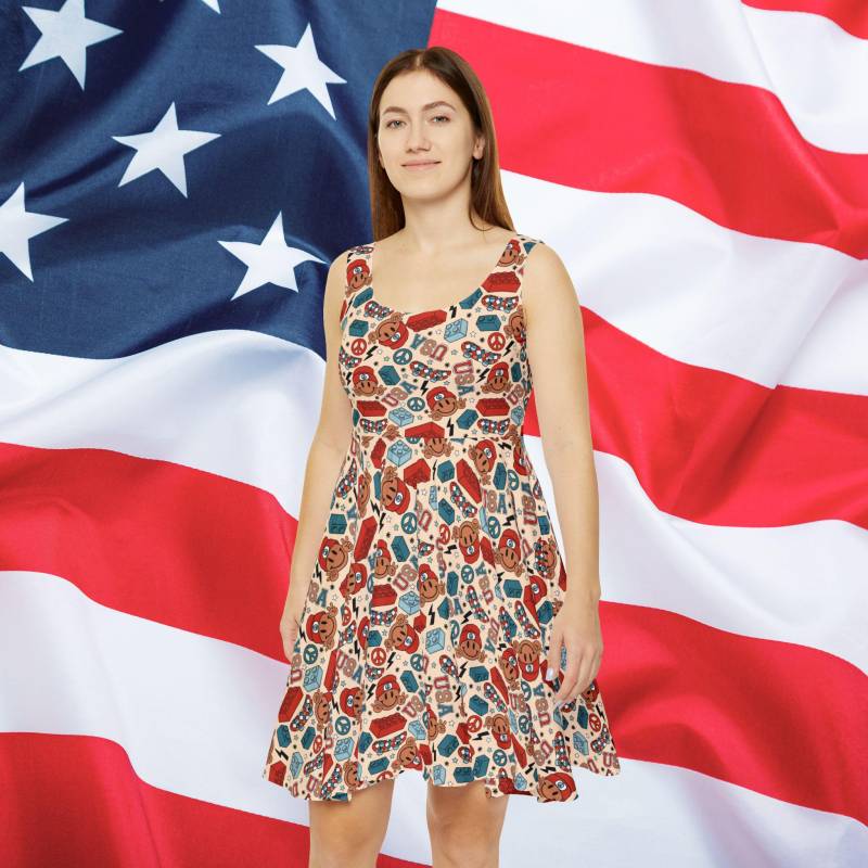Smiles & Stripes Skater Dress, Usa Flag Patriotic 4Th Of July Labor Day, Summer Formal Dress von RelleFromTheBlog