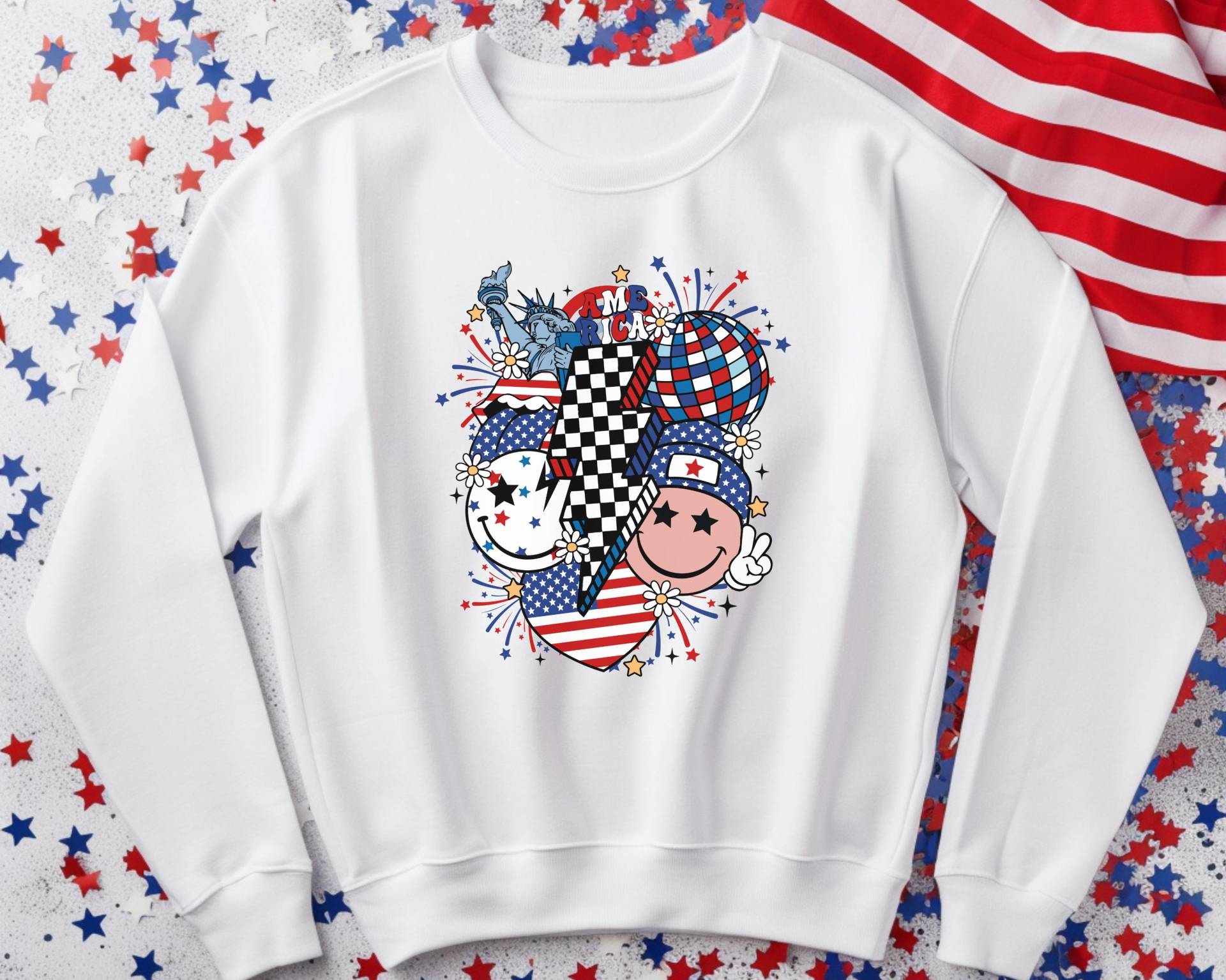 statue Of Smiles Sweatshirt Unisex, Usa Sweatshirt, Shirt, Patriotic America Retro 4Th July von RelleFromTheBlog