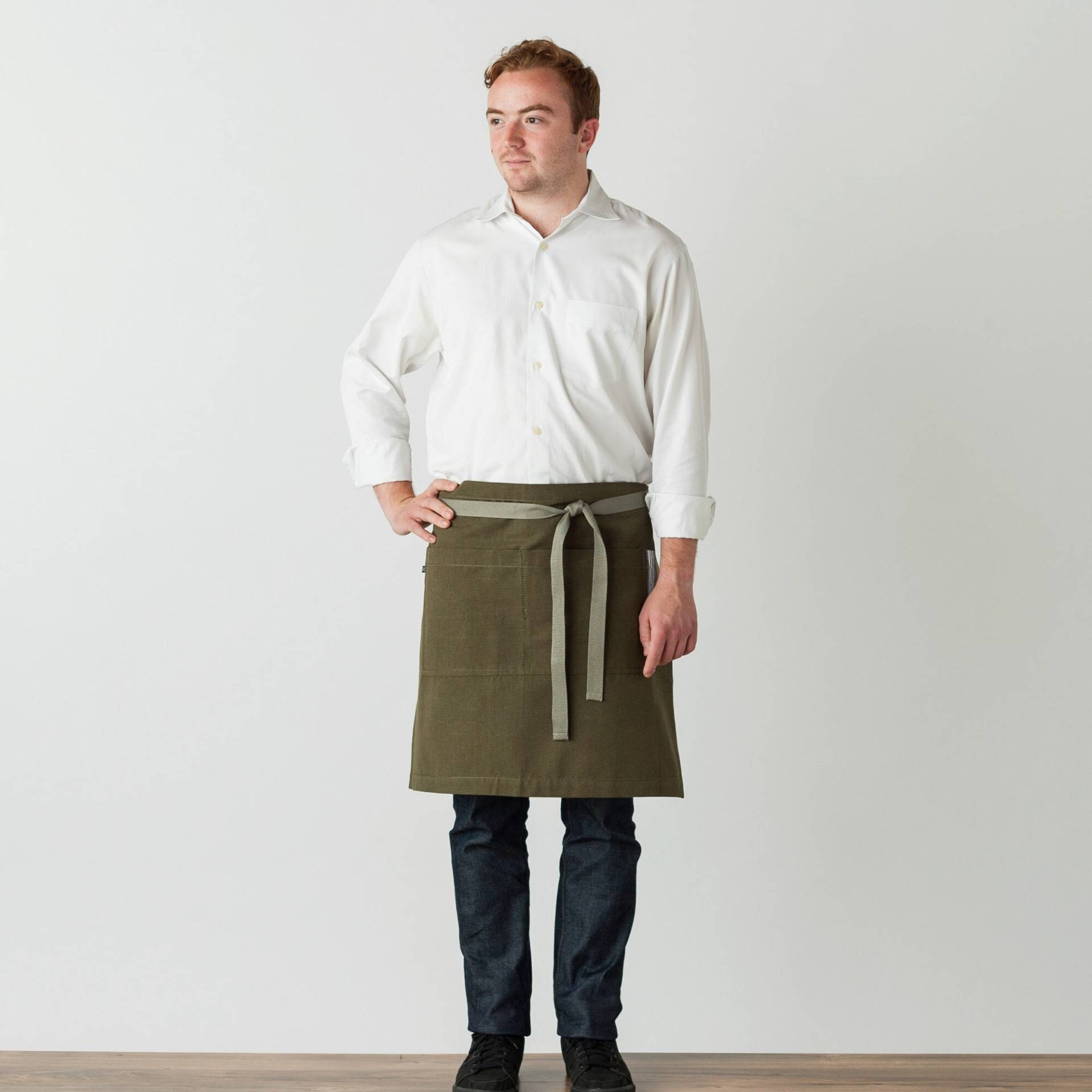 Bistro Heber Halbe Schürze Für Frauen, Männer | Olivgrünem Canvas Mit Tan Straps Taillenstyle Kellnerin, Kellner Restaurantfachmann von ReluctantTrading