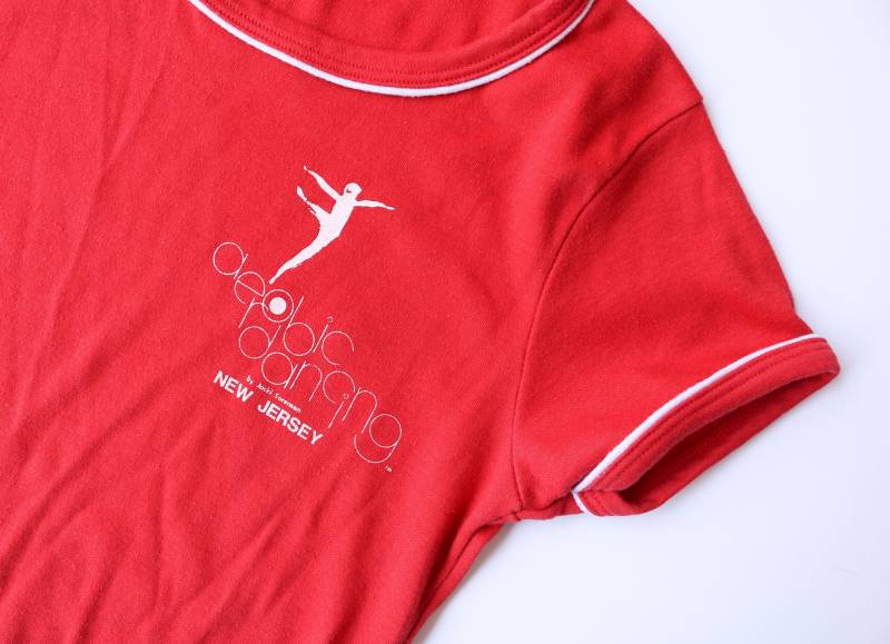 1970Er Jahre Kirsche Rot Aerobic Tanzen New Jersey Ringer T-Shirt | Größe Xs/Klein 1970Er Jahre Kirsche Rot Aerobic Tanzen New Jersey Ringer T-Shirt | Größe Xs/Klein von RematchVintage
