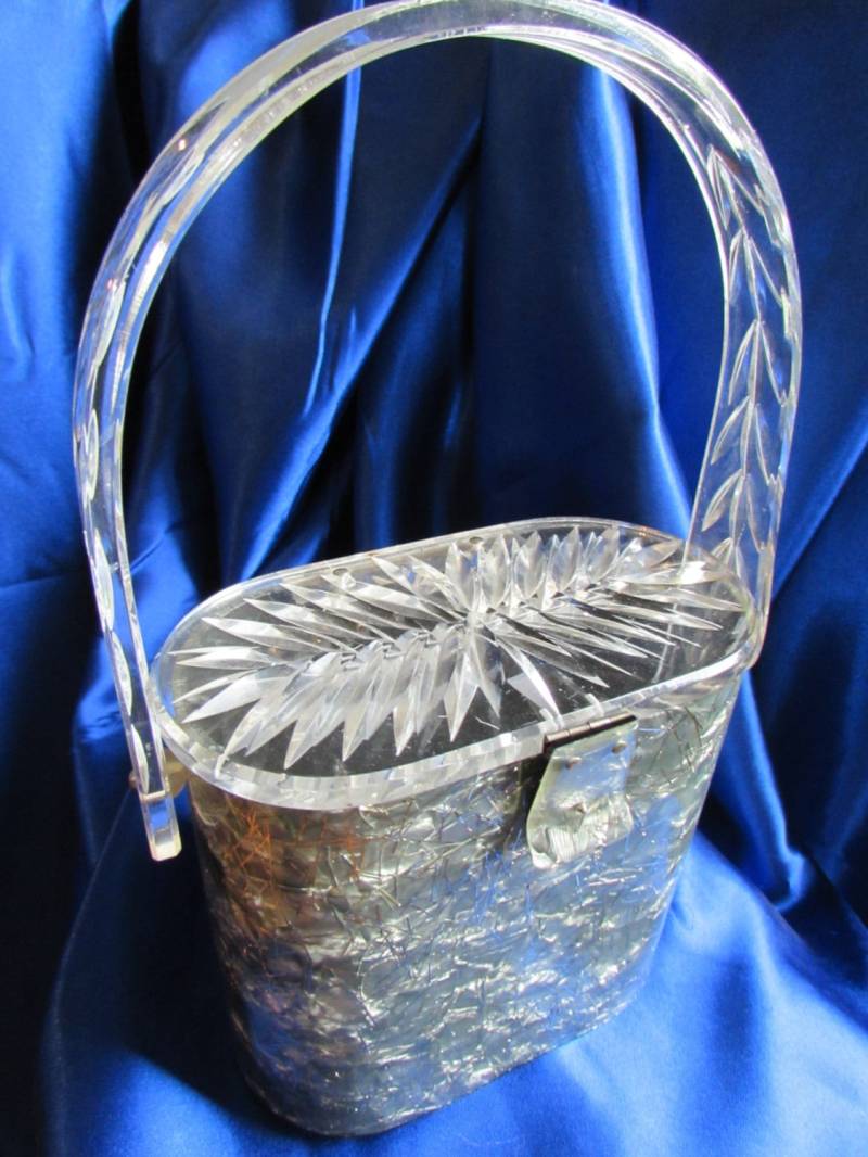 Vintage Grau Marmorierte Lucite Geldbörse Mit Silbernen Fäden Gespritzt Klarer Doppelgeschnitzter Deckel B1 von RememberMaMa
