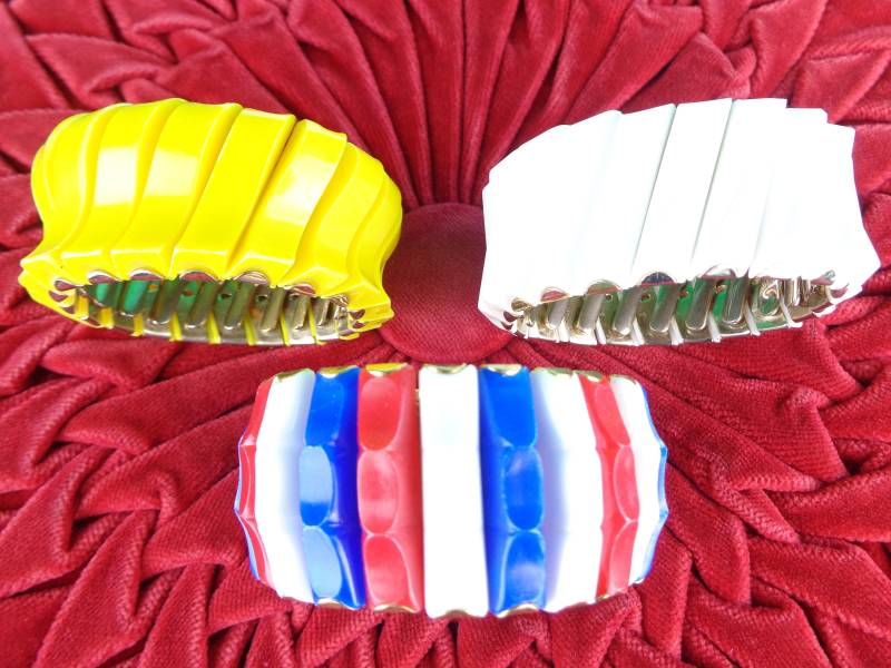 Vintage Thermoset Kunststoff Erweiterungsarmband 1960S-70S Flex Armreif von ReminiscingVintage