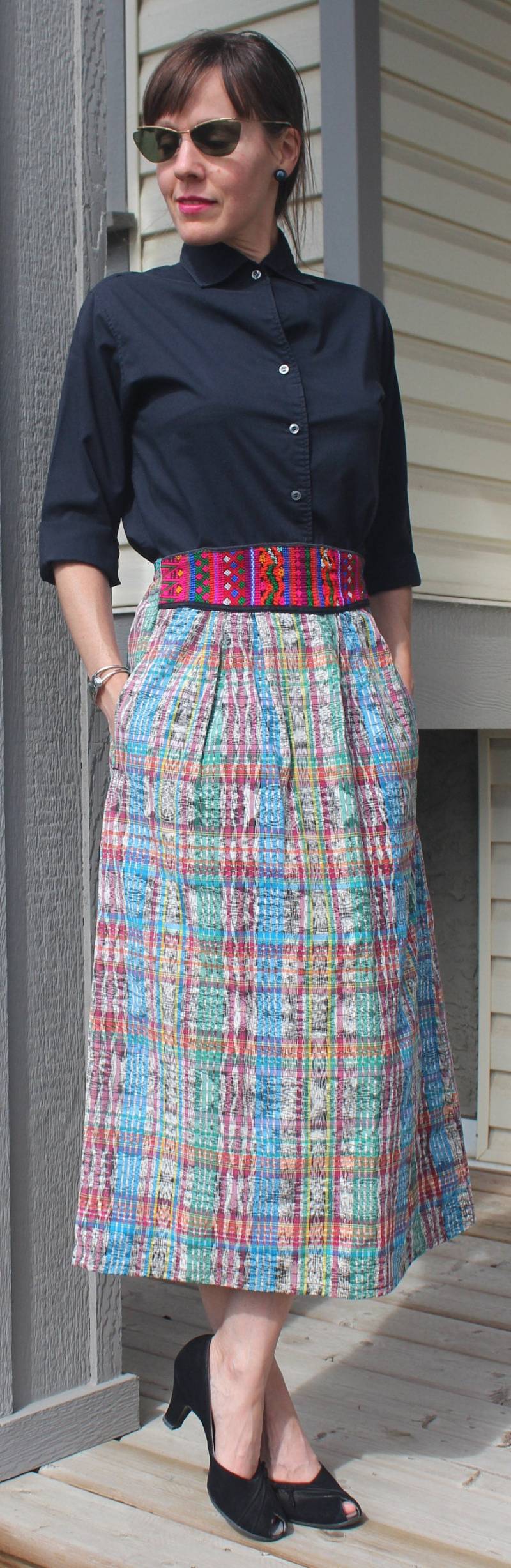 Vintage 50Er Jahre Ikat Rock - Handgemacht in Regenbogen Farben von ReminiscingVintage