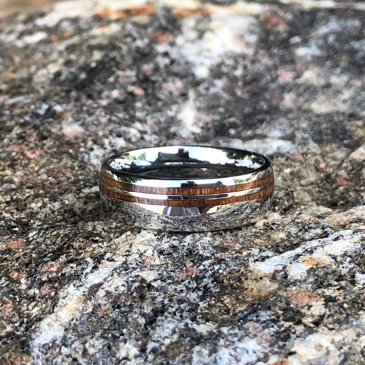 Kobalt-Chrom Ehering, Arizona Ironwood Inlay Ring, Comfort Fit Herrenring von RenaissanceJewelry
