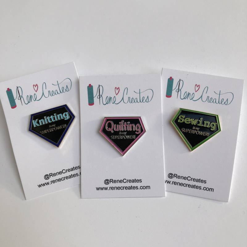 Ein Bundle Mit Schlauen Superpower-Emaille-Pins - Enthält 1 Von Jedem Quilting Is My Superpower, Knitting Sewing Superpower Ein Bundle Mit Schlauen Superpower-Emaille-Pins - Enthält 1 Von Jedem Quilting Is My Superpower, Knitting Sewing Superpower von ReneCreates