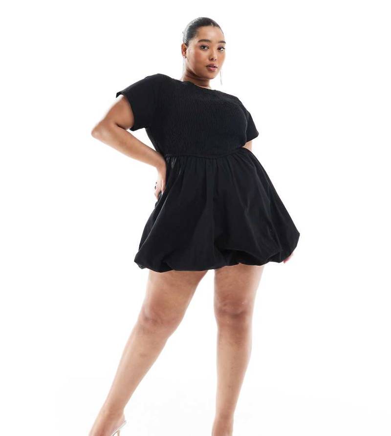 Renée Studio Plus - Exklusives, kurzärmliges, gesmoktes Popeline-Minikleid in Schwarz mit Ballonsaum von Renee Studio