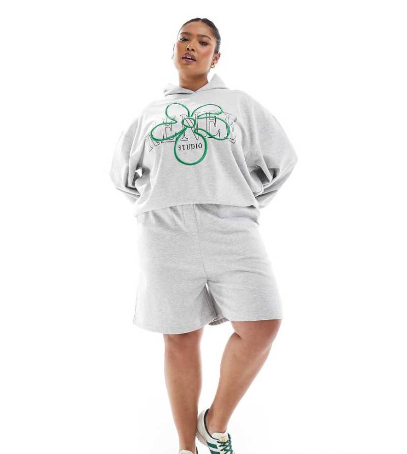 Renée Studio Plus - Exklusiv - Lange Sweatshorts in Grau, Kombiteil von Renee Studio
